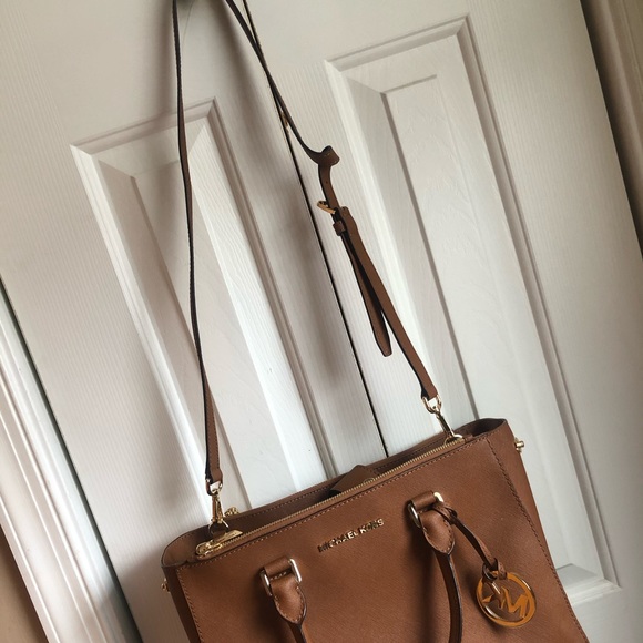 Michael Kors Tote - Picture 6 of 6